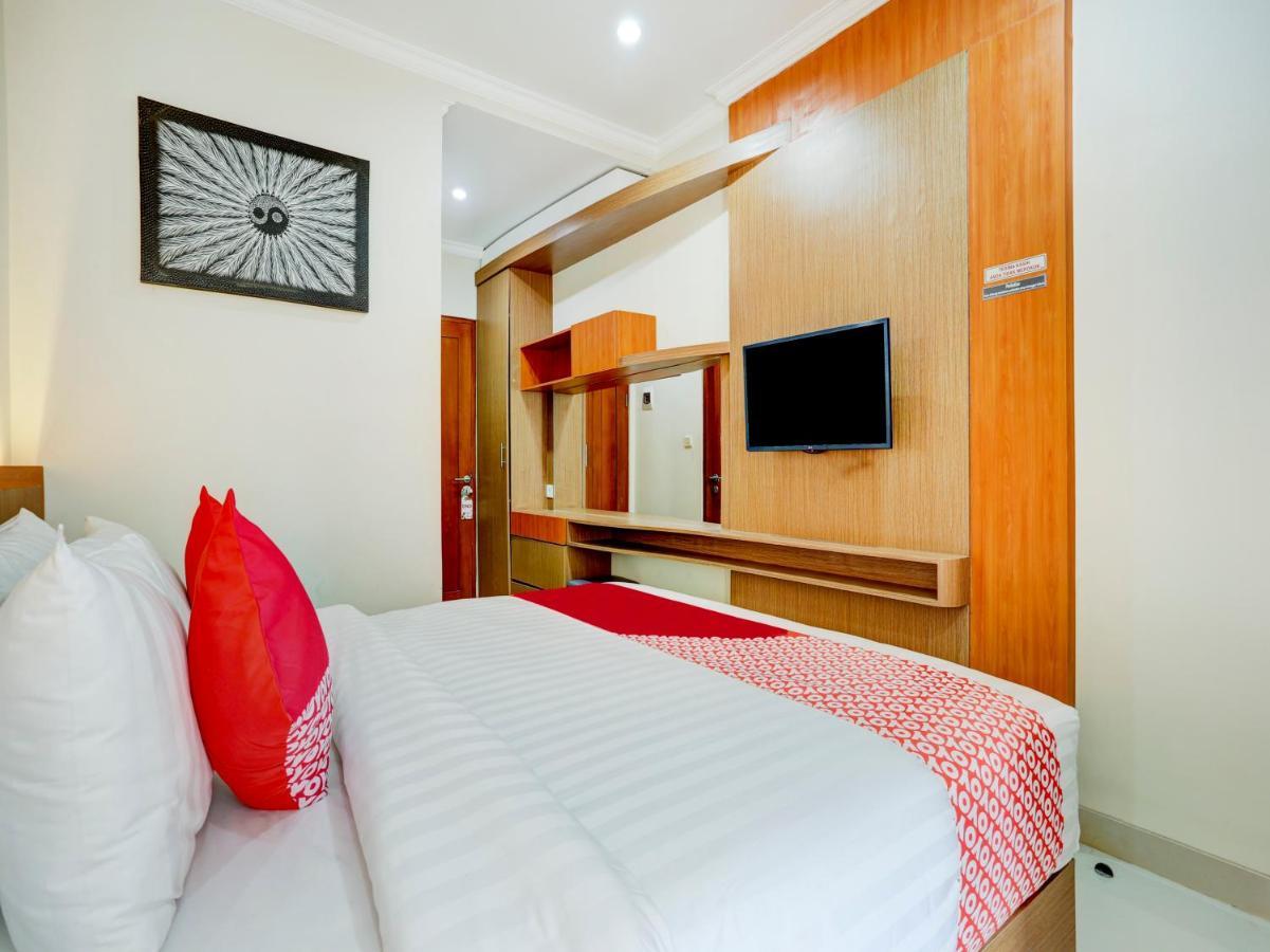Pesanggaran Super Oyo Capital O 90291 Vin Stay Petanu מראה חיצוני תמונה