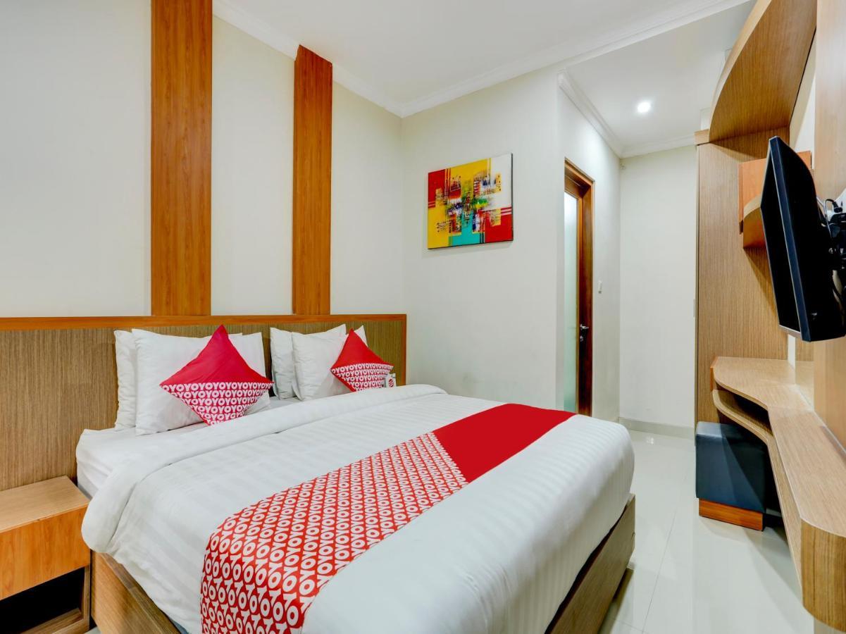 Pesanggaran Super Oyo Capital O 90291 Vin Stay Petanu מראה חיצוני תמונה